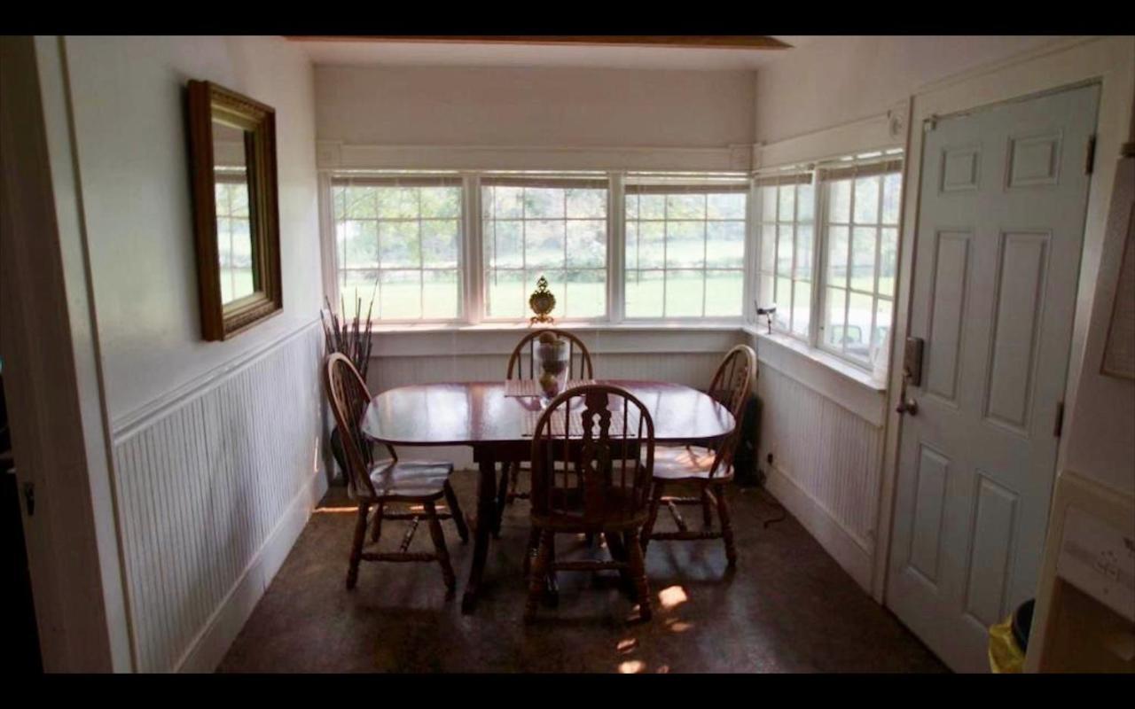 Country House On 1 Acre 4 Beds Great For Events Or A Quiet Weekend! إندبيندينس المظهر الخارجي الصورة